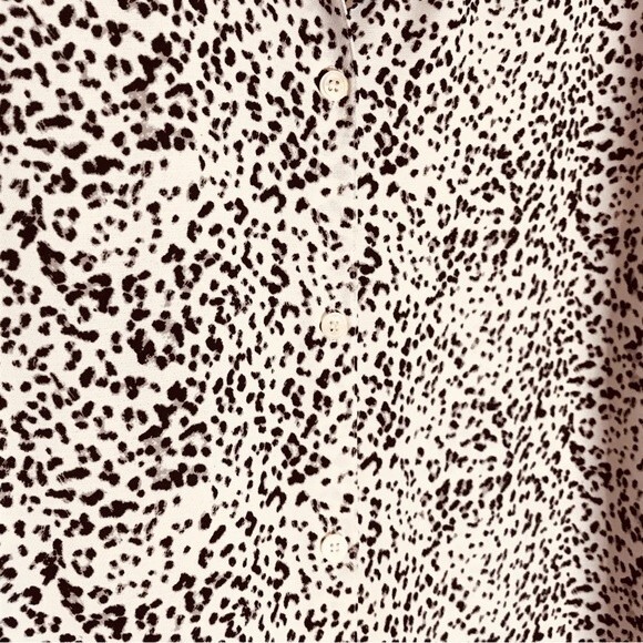 Liz Claiborne LizSport Animal Print Blouse - Picture 7 of 8